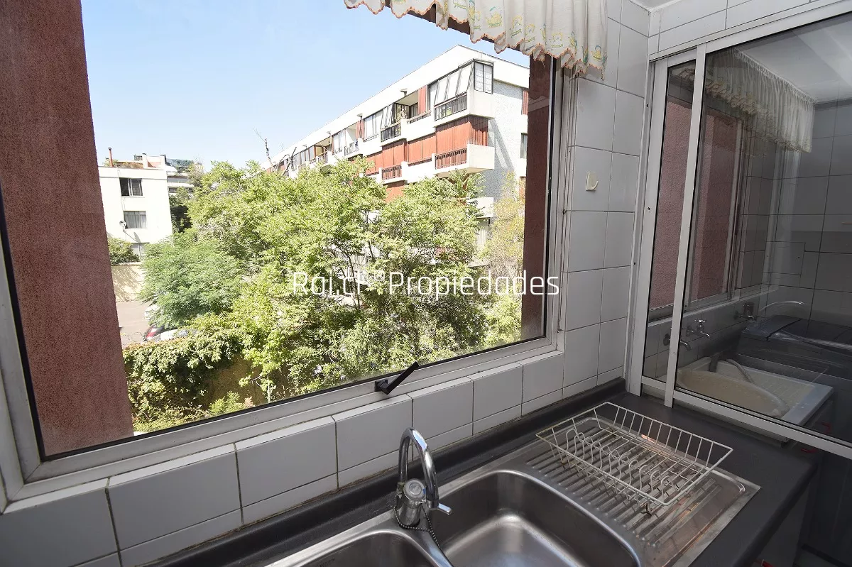 Estupendo Departamento Calle Traiguén Sector Residencial Providencia - Imagen 19