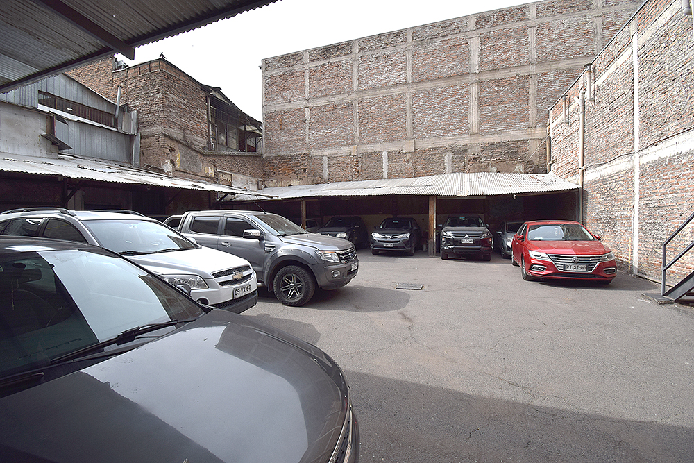 Estacionamientos Oficina Y Bodegas En Recoleta Bellavista - Imagen 8