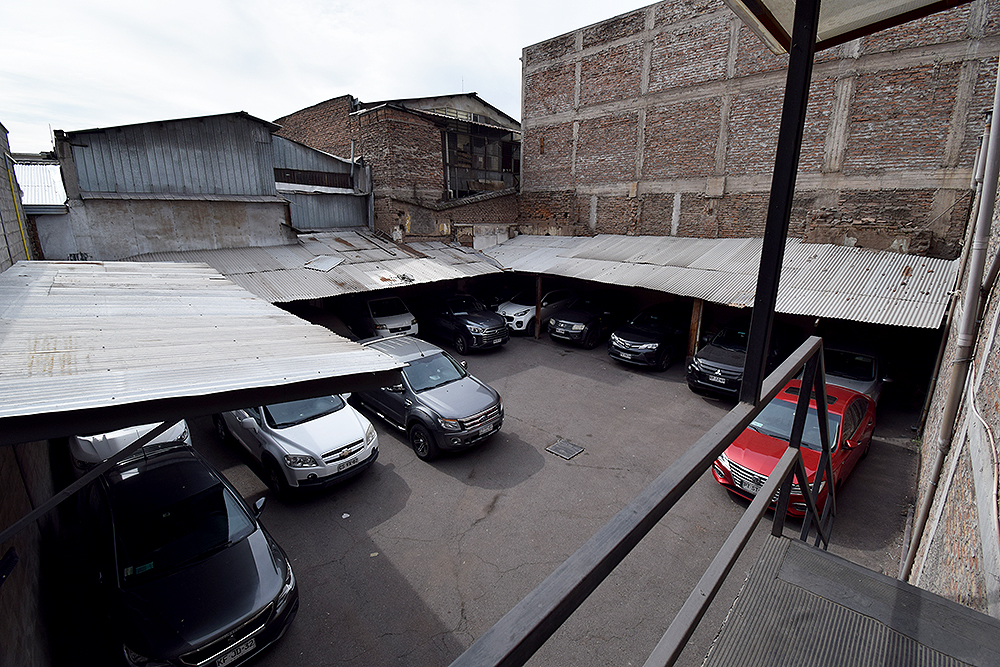 Estacionamientos Oficina Y Bodegas En Recoleta Bellavista - Imagen 6