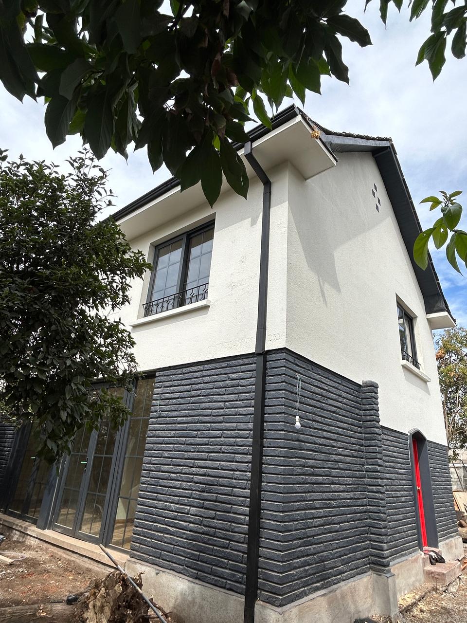 Estupenda Amplia Casa Barrio Tranquilo Vitacura Remodelada